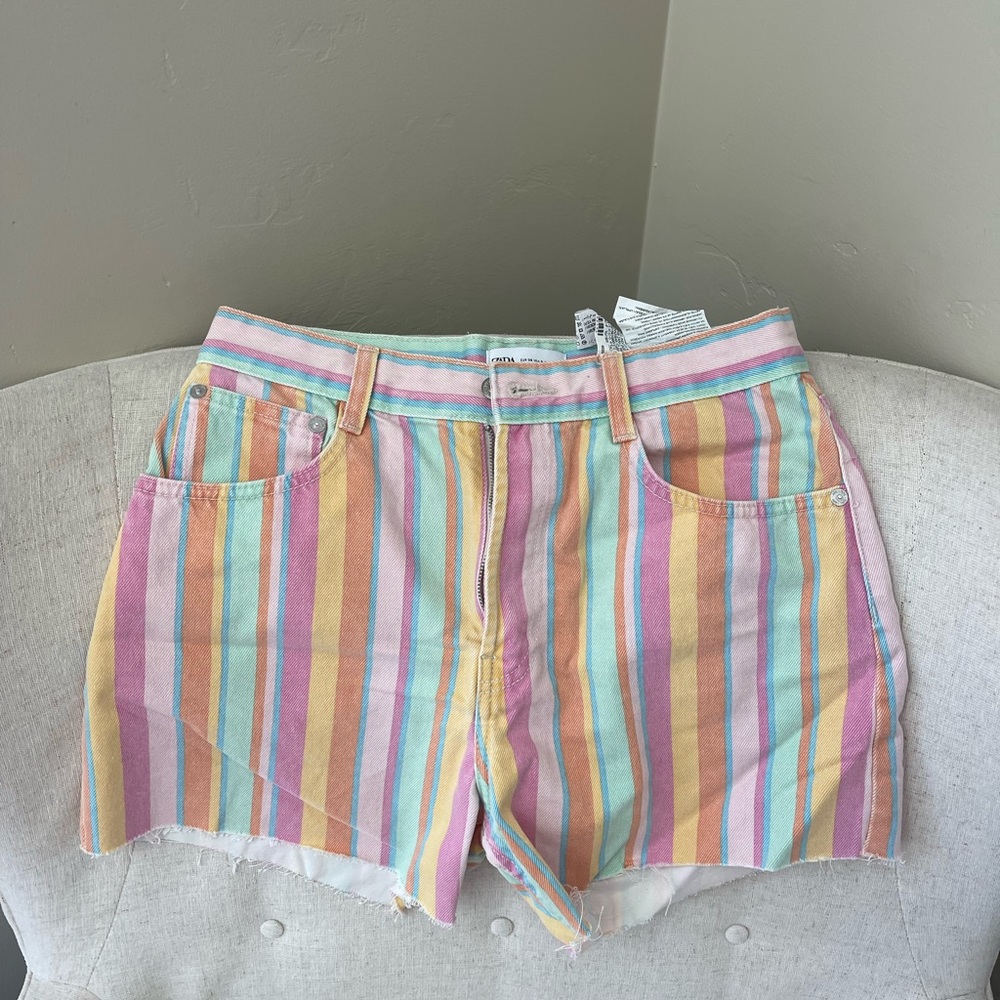 Zara shorts !!